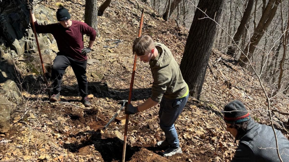 Volunteers Clearing Trail