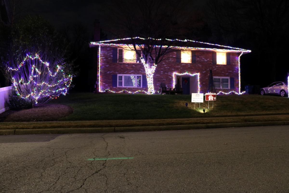 Light Up McLean Holiday Decorating Contest
