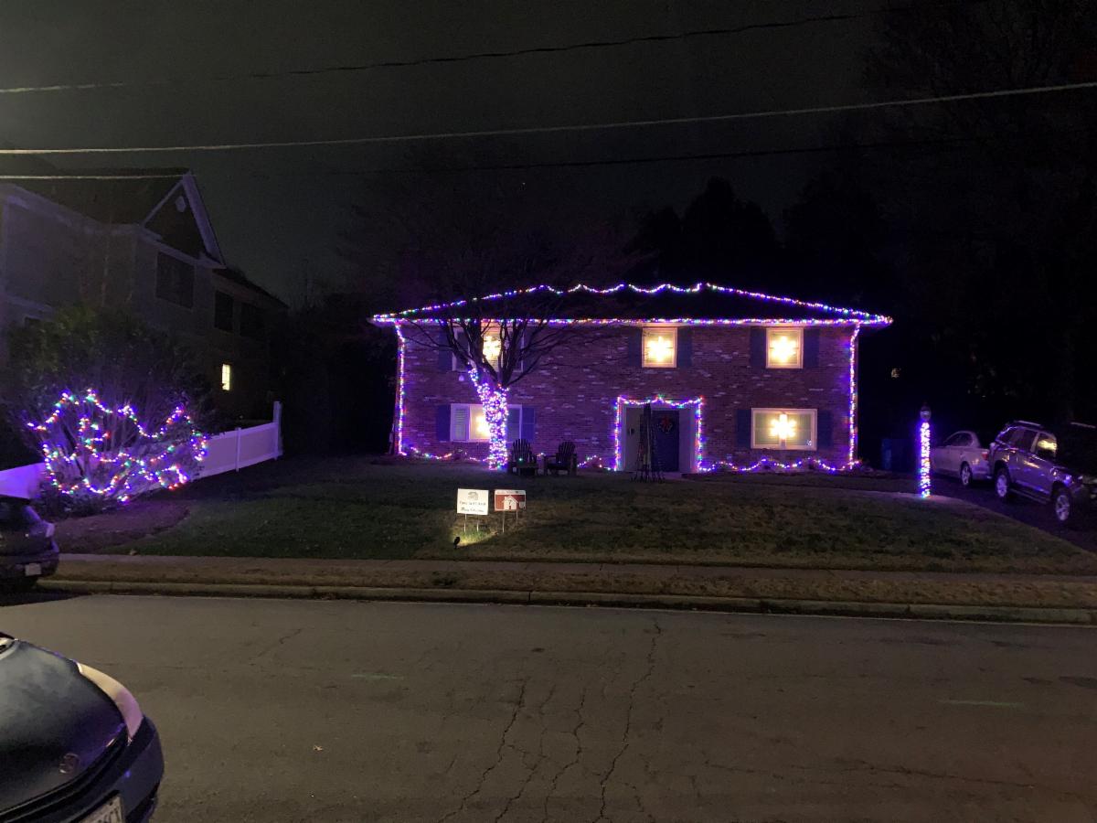 Light Up McLean Holiday Decorating Contest