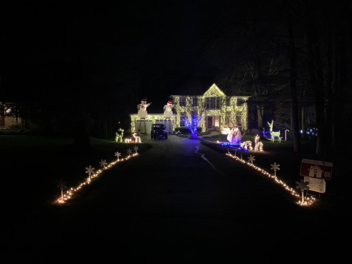 Light Up McLean Holiday Decorating Contest