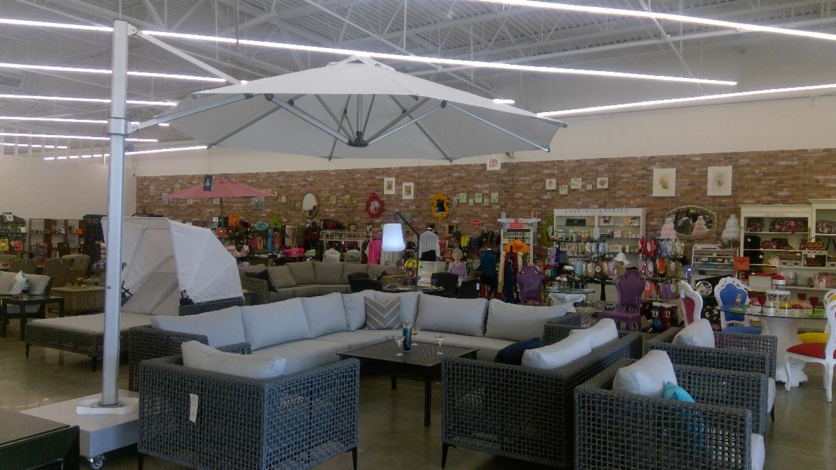 Fruehauf's Patio » This Month’s Happenings