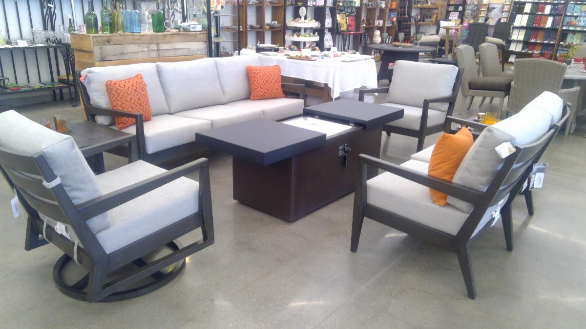 Fruehauf's Patio » This Month’s Happenings