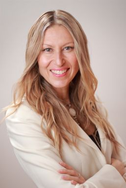Stacey Demarco portrait