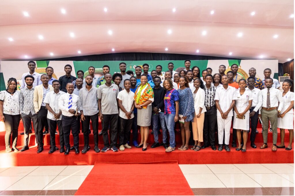 Prof. Melissa Nobles and students