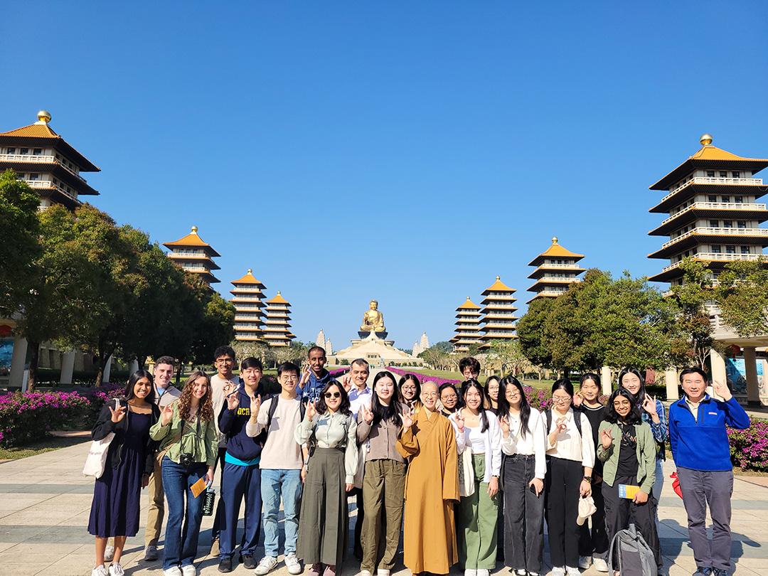 Global Classrooms Taiwan visit to Fo Guang Shan Buddha Museum