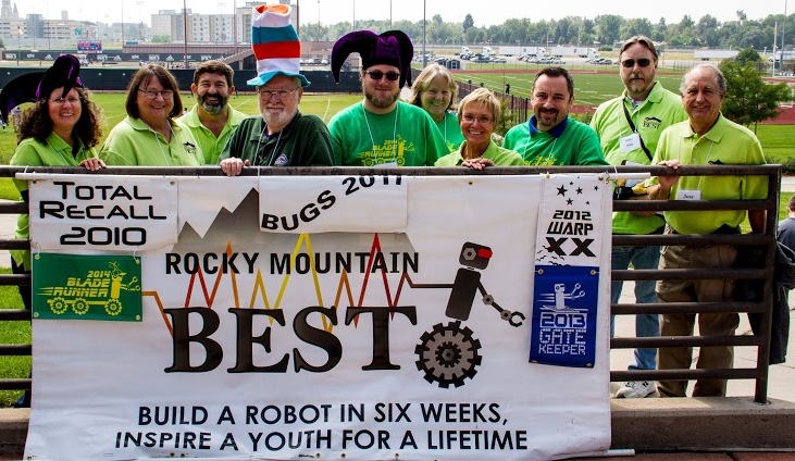 2014 Kickoff Volunteers + Banner