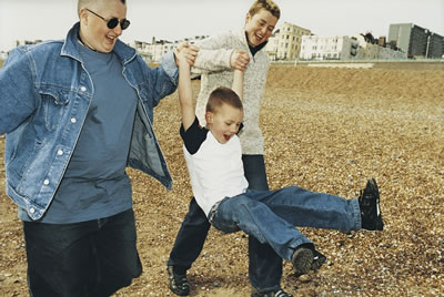 dads-son-swing.jpg