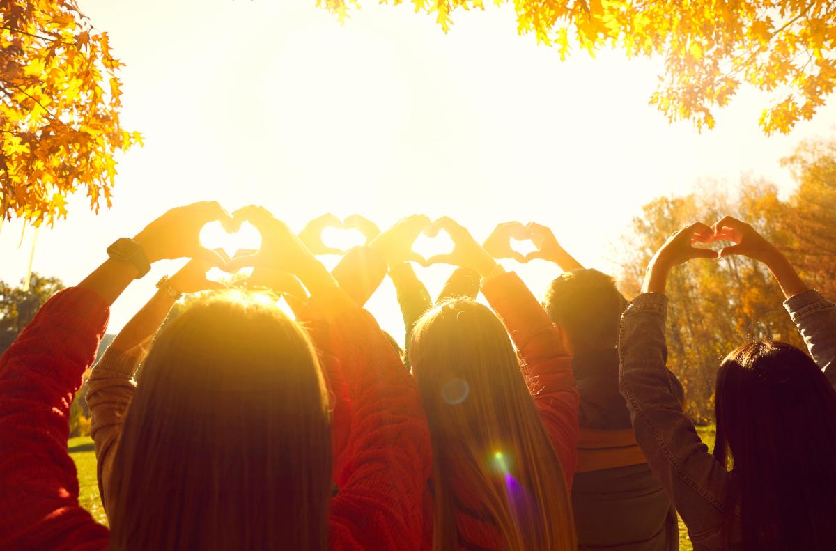 Autumn, fall, hearts, customers