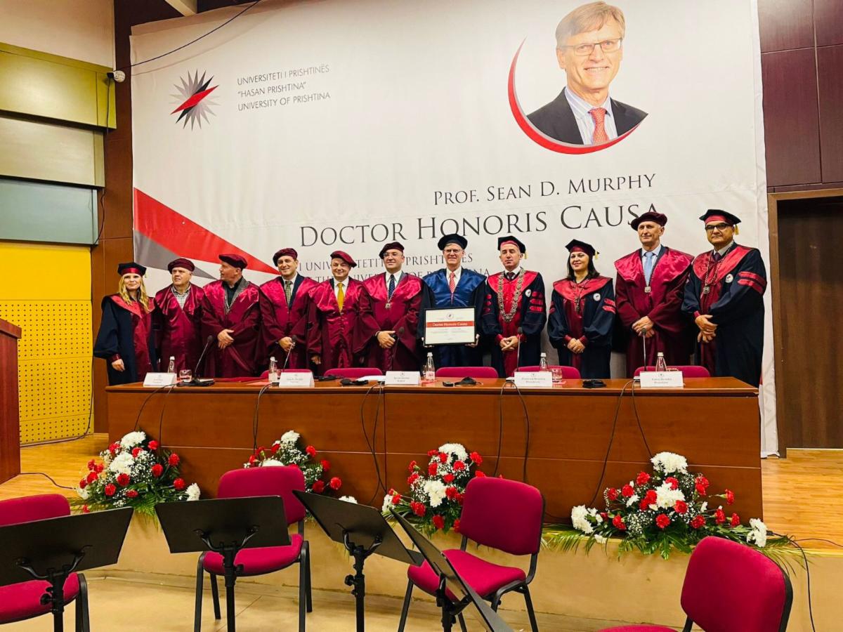 Sean Murphy receiving degree