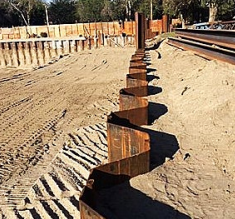 The use of a sheet pile wall to stabilize soil for
further construction might be permanent or
temporary.