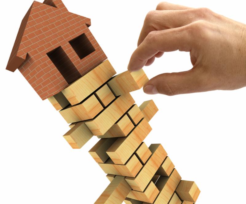 housing_market_collapse.jpg