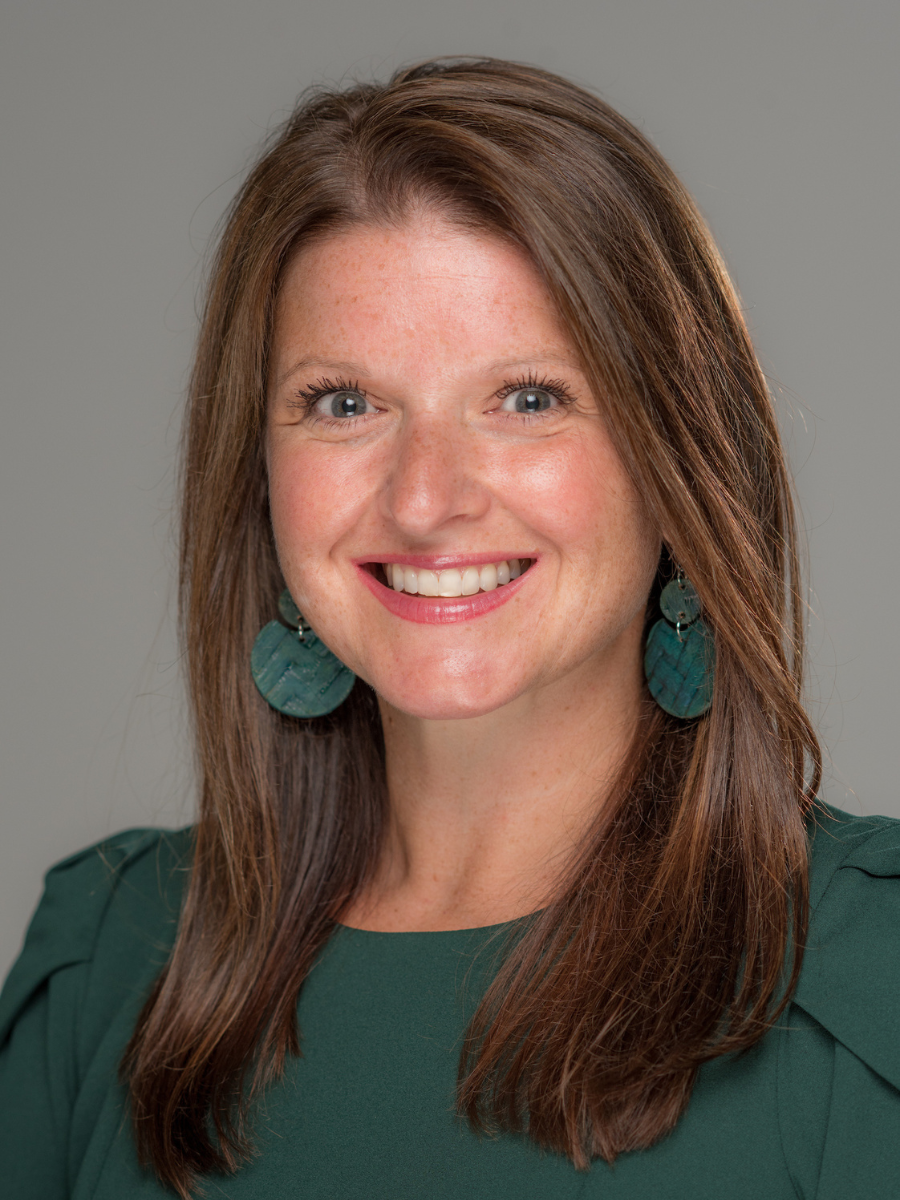 Headshot of Amanda Savage, ’07, DNP, M.Ed., RN