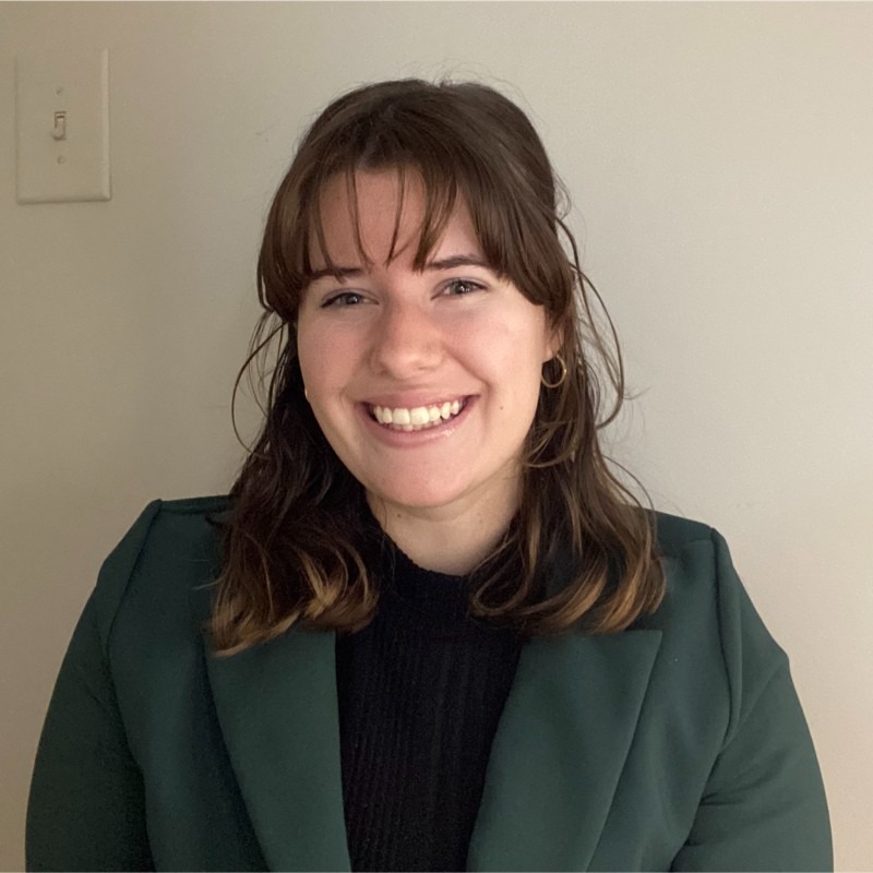 Jenna Kubiak headshot