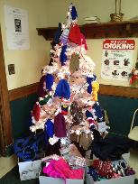 Christmas Mitten Tree