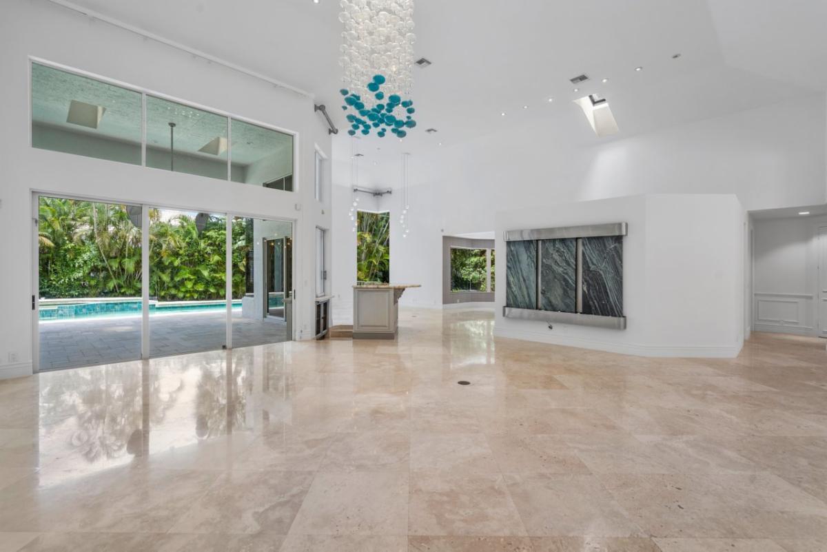 New Listing Les Jardins