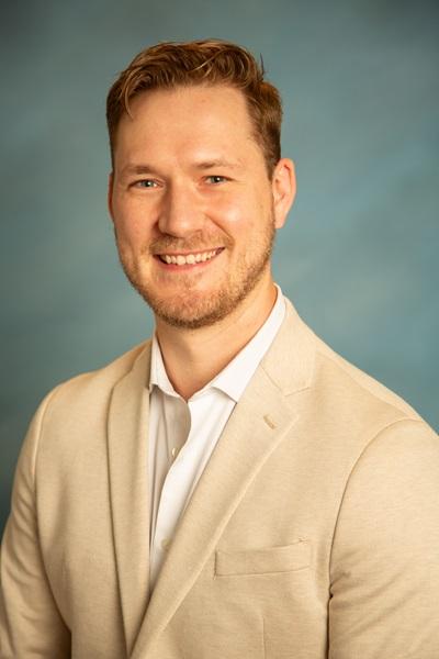 Headshot of Justin Langley