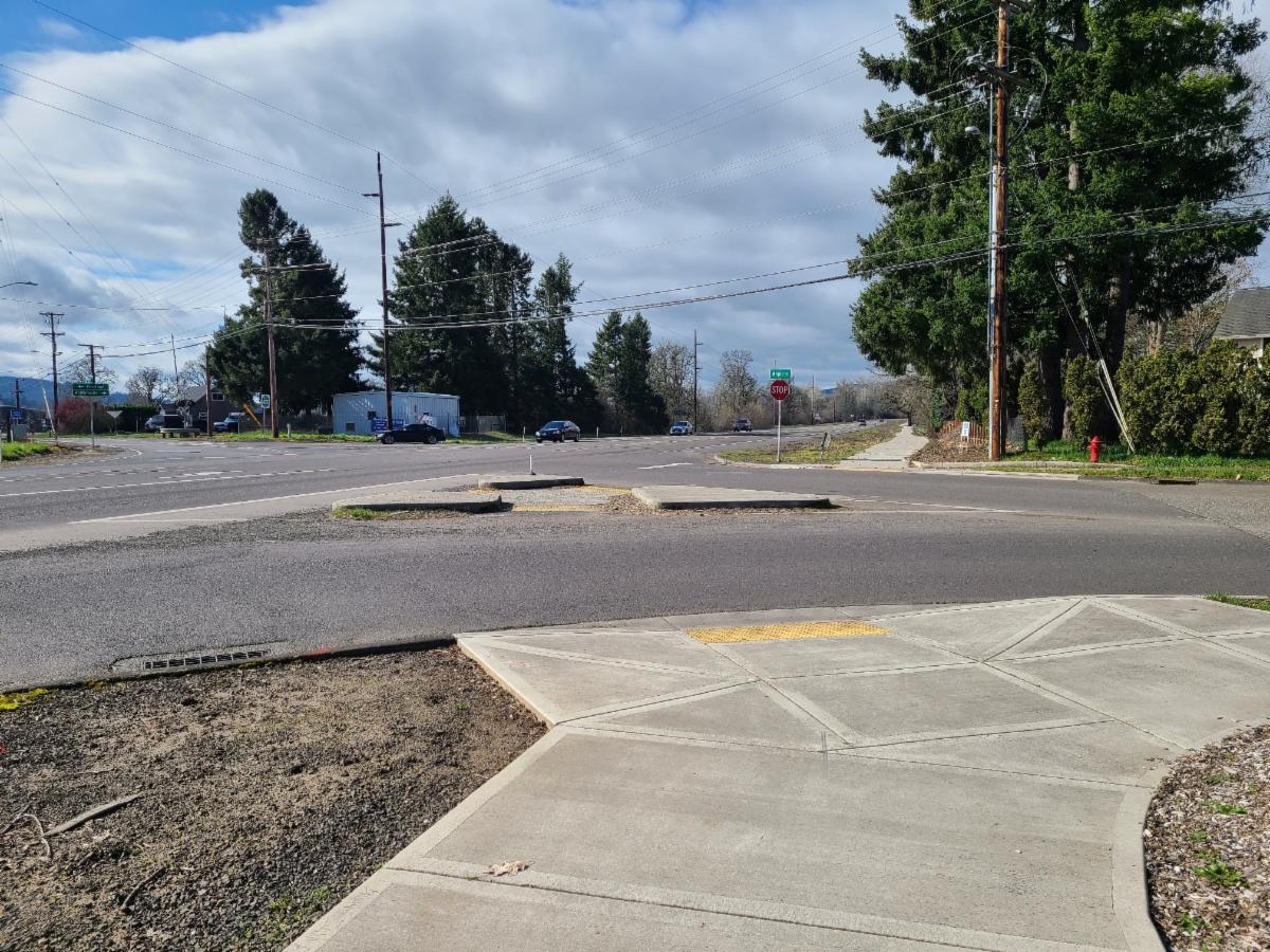 Fern Hill Maple Highway 47 intersection 1