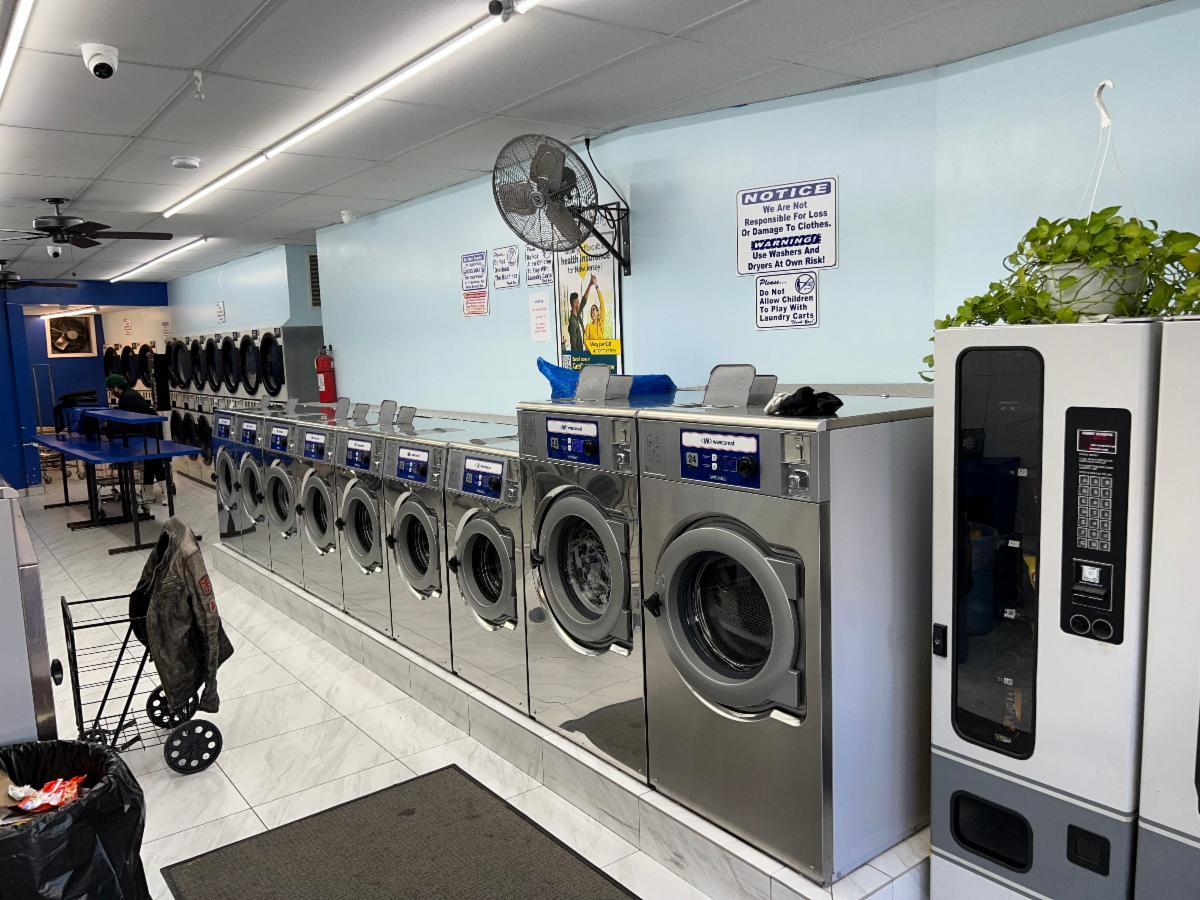 Coin Laundromat seller financing 95k absentee net