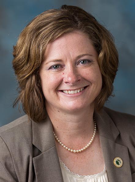 Hannah Carter portrait