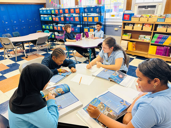 Students at Discovery School