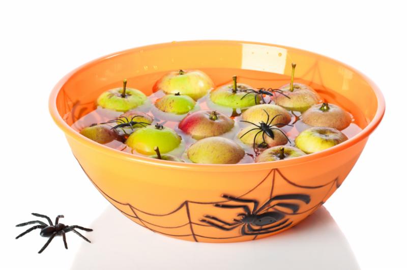 applebobbing_scary.jpg