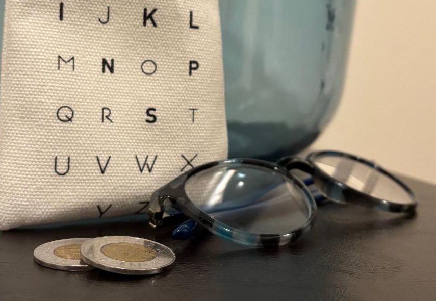 Reading glasses with toonies and blue glass