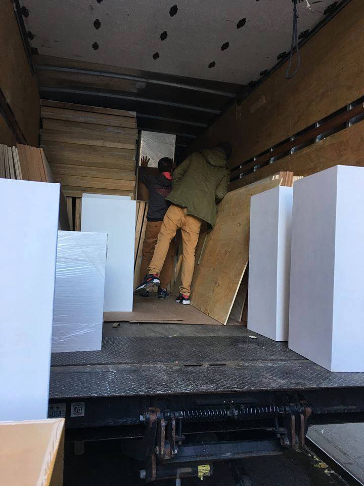 PEDESTALS RENTAL AVAILABLE