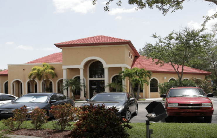 Colonial Blvd Office