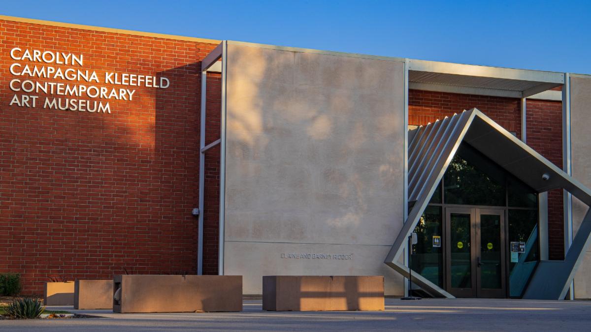 Kleefeld Contemporary exterior