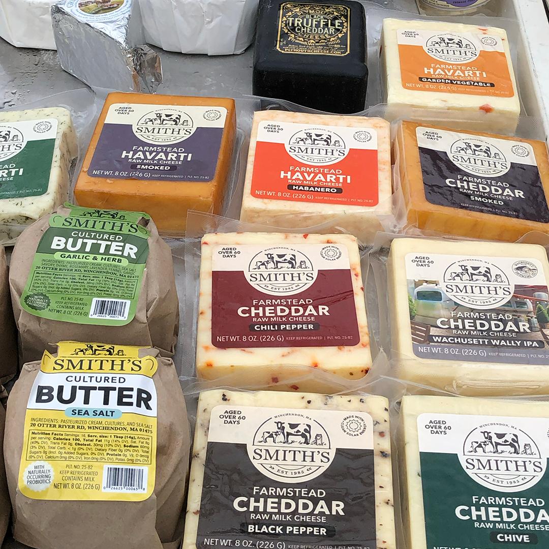 at wayland wonter farmers market-Smiths Country Cheese