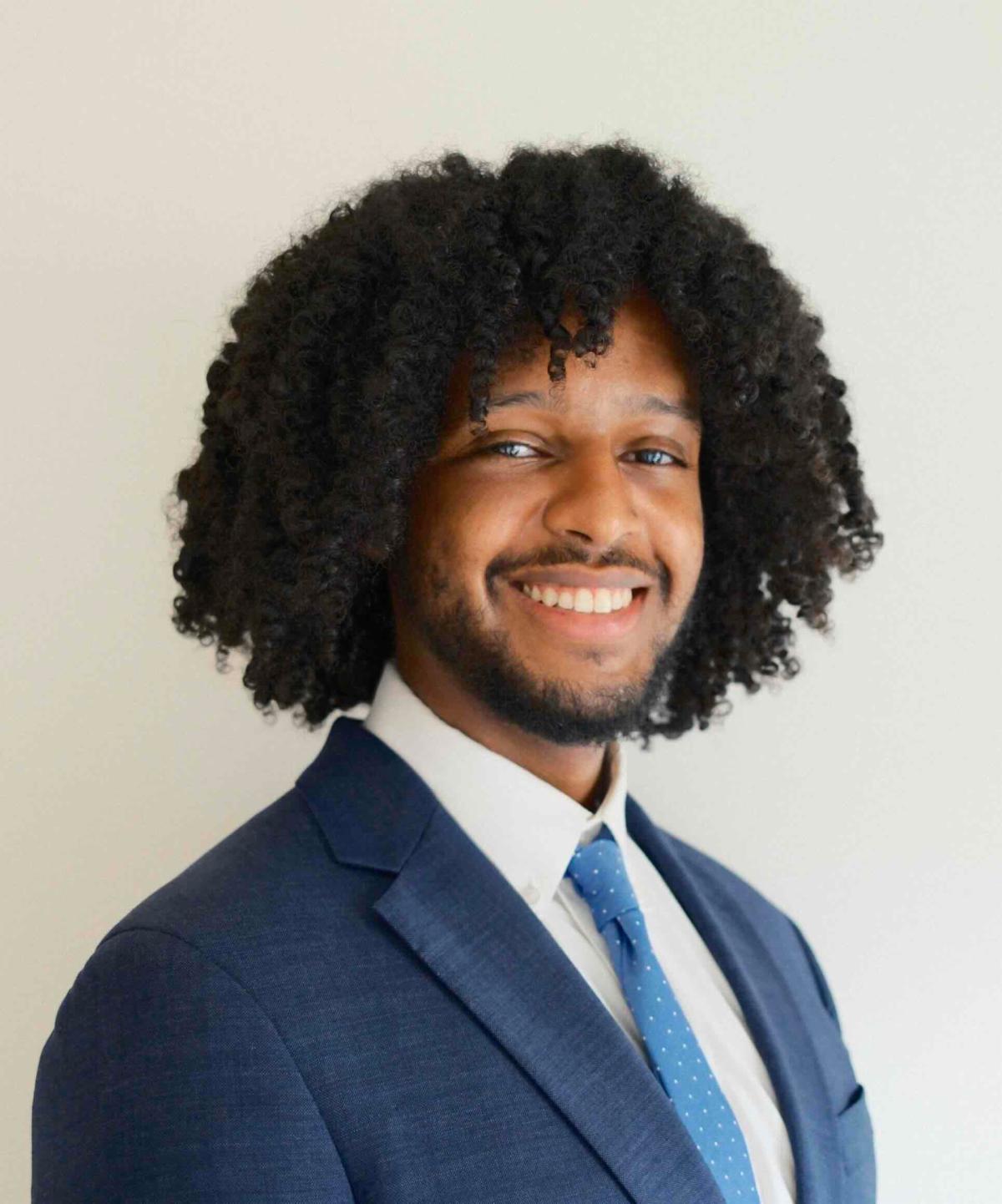 Ziad Mohamoud Jowhar is from Atlanta, GA and is an eighth-year MD/PhD student at UCSF. 