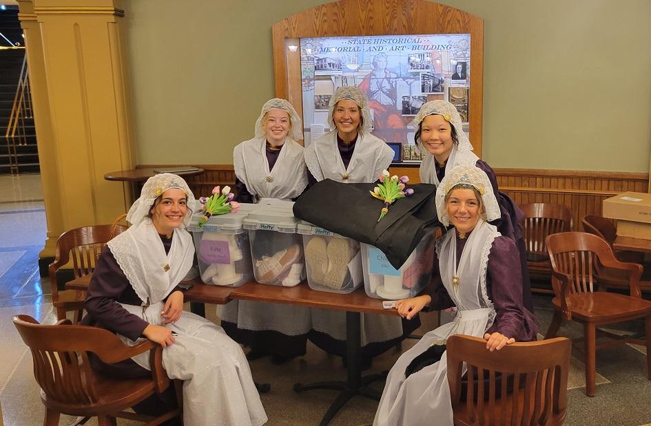 Orange City Tulip Festival queen and court 04062022.jpg