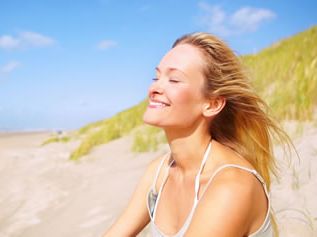 sunny-beach-girl.jpg