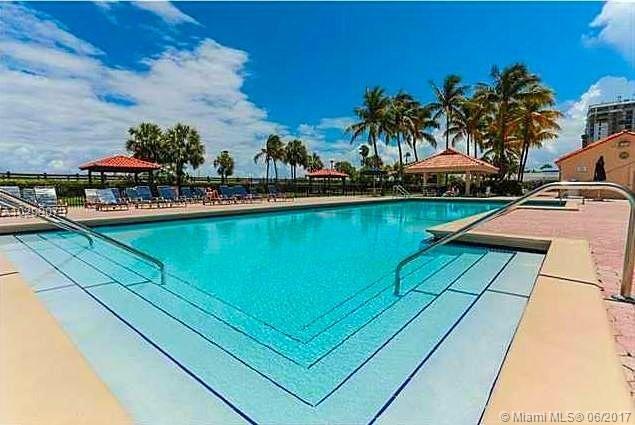 CLUB ATLANTIS