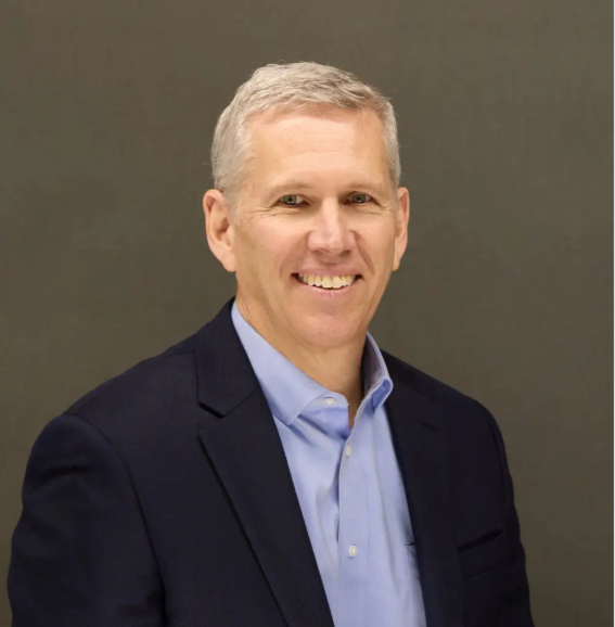 Headshot of Roy Pelkey