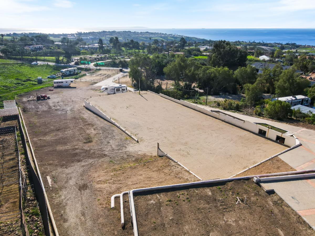 Price Improvement! Malibu Equestrian Sanctuary