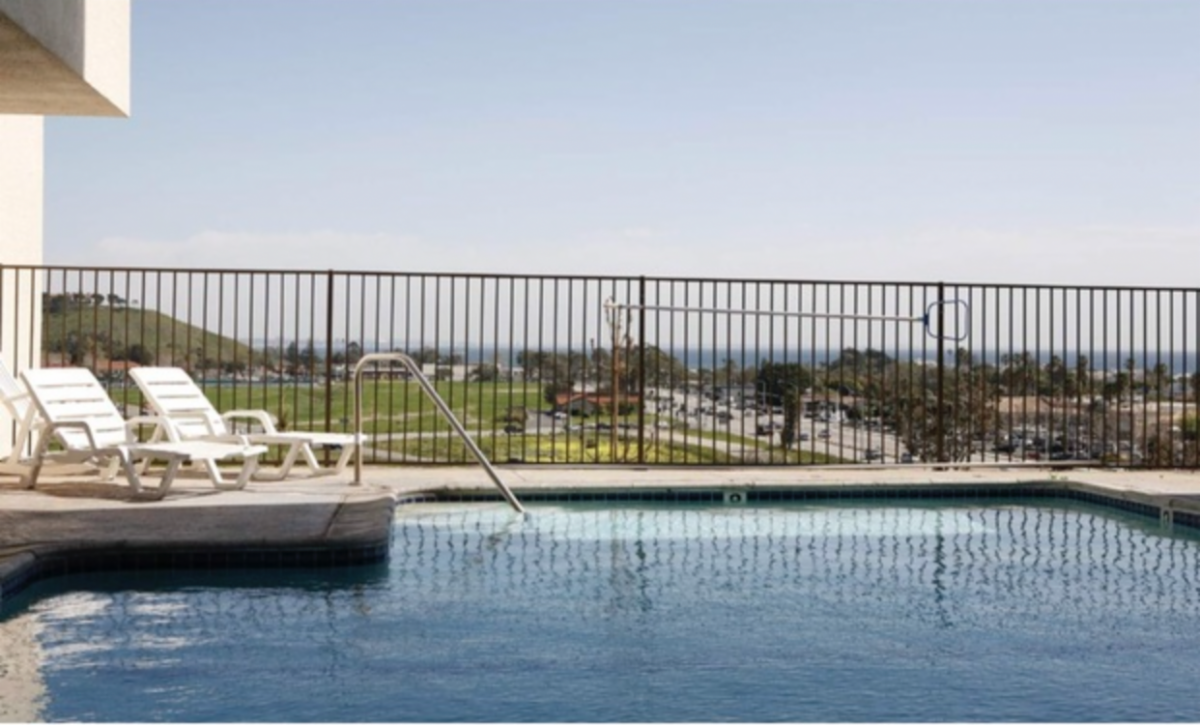 Ocean View Malibu Town Home!