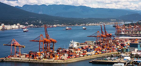 VR overlay inside of a warehouse