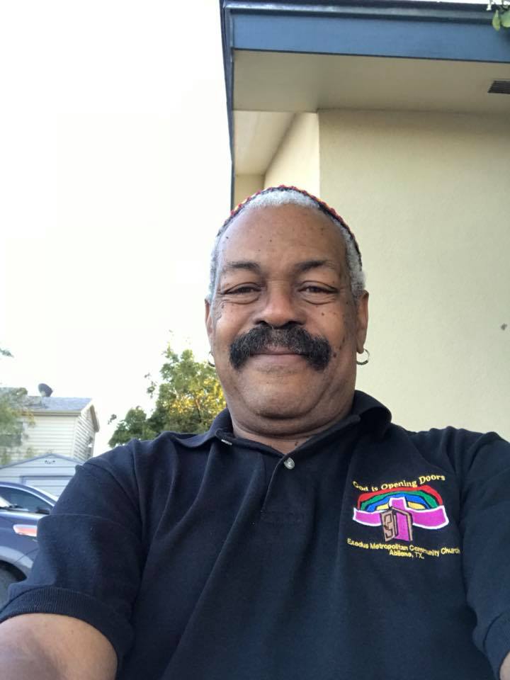 "Franklin Calvin has passed away/Franklin Calvin ha Fallacido”