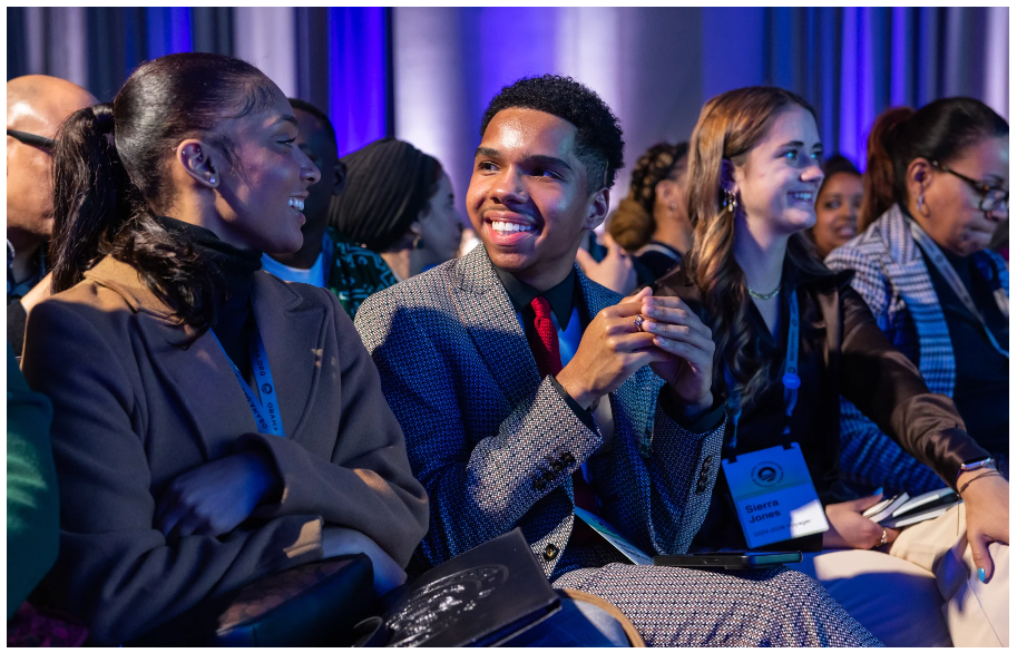 Obama-Chesky Voyager Scholarship for Public Service