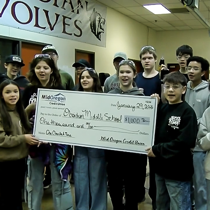 One class at a time Obsidian  Middle School gets $1000 from Mid Oregon Credit Union