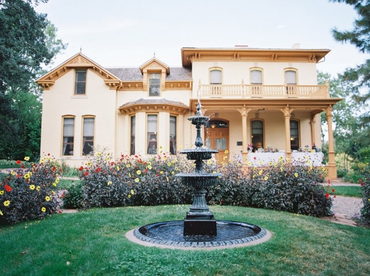 Photo of the Richards-Hart Estate by Melissa Jill Marquis