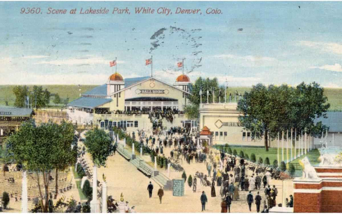 A postcard depicting the view of the midway and pavilion at Lakeside Park showing lots of visitors.