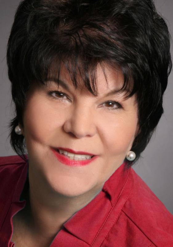 Beverly Headshot