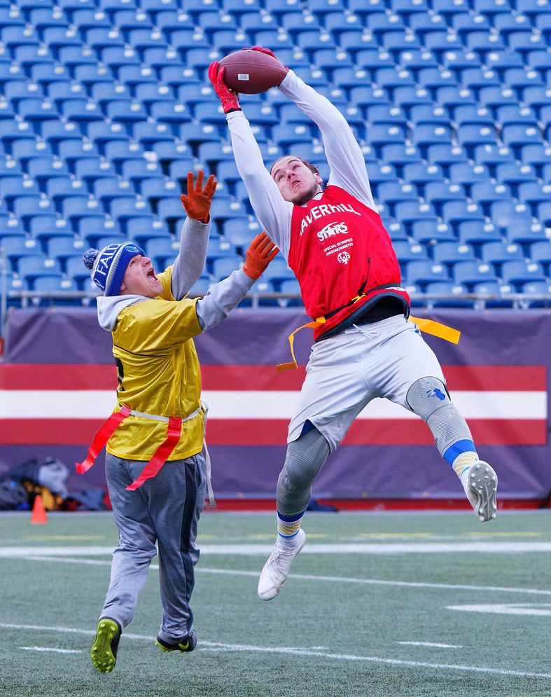 Volunteer this Fall Season Soccer and Flag Football Leagues, Young