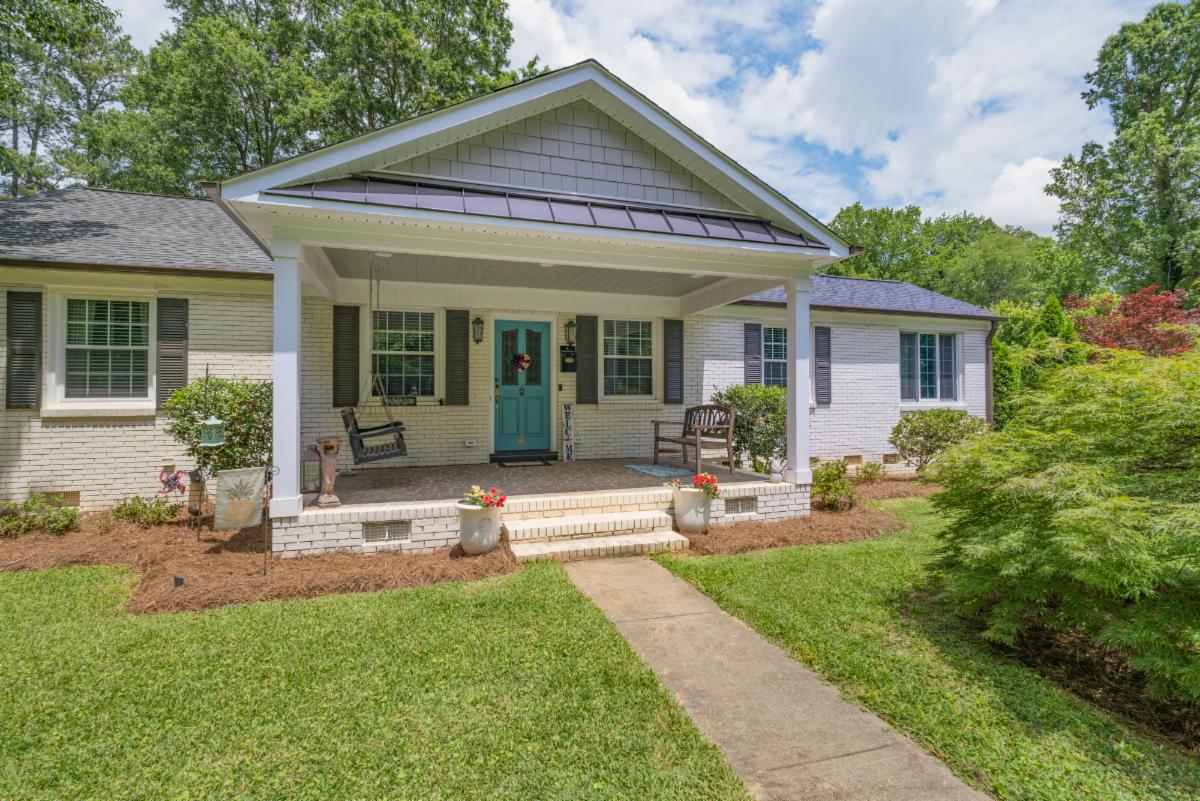 Beautiful brick ranch, home prices, waterfront dream home