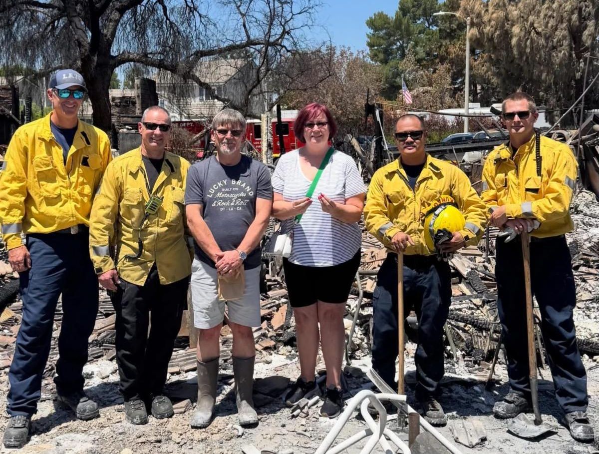 Boyle Family with Los Angeles Fire Department firefighters that found Mrs. Boyle's wedding ring in their home lost during the Sandy Fire