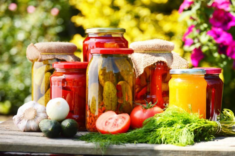 jars_of_pickled_veggies.jpg