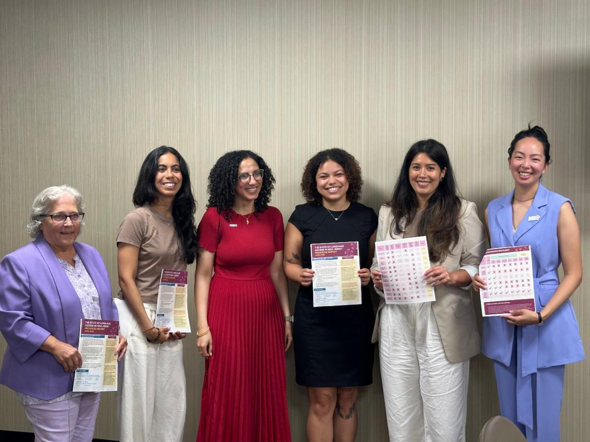 Foto de las asistentes al evento de publicación del informe.