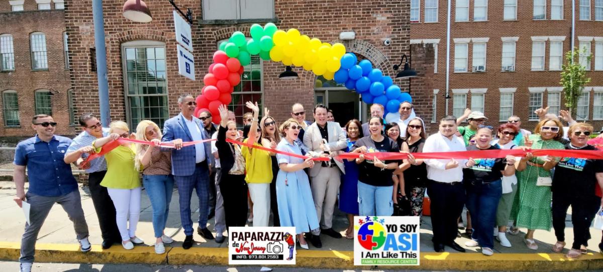Foto de la inauguración del Centro de Recursos Familiares Yo Soy Asi